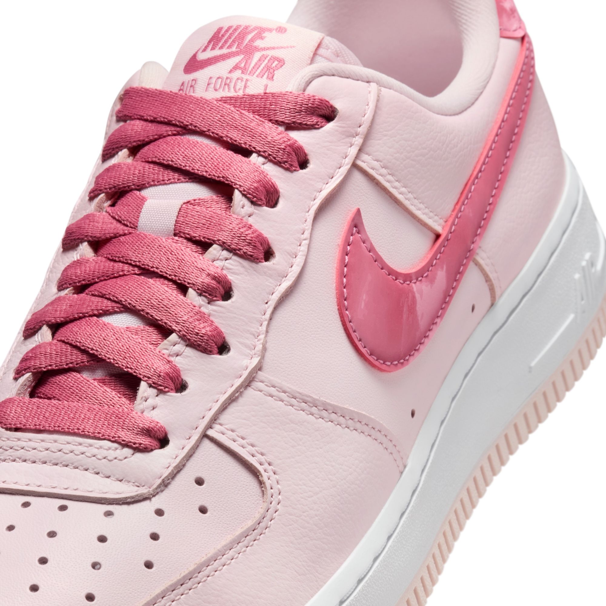 nike air force 1 essential pink