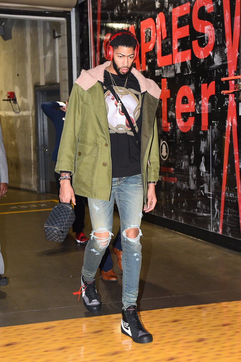 Anthony Davis OFF-WHITE x Nike Blazer "Grim Reaper"