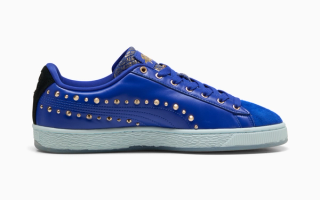Street Fighter x PUMA Suede "Chun-Li" (SKU: 410648-01). Photo via PUMA.