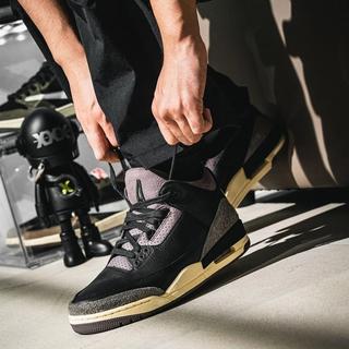 Detailed Looks // A Ma Maniére x Brand new Nike Air Jordan 1 Retro High OG Light Smoke Grey "Black"