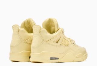 J Balvin x Air Jordan 4 "Lemonade" (SKU: IW2872-700). Photo via FOOTDISTRICT.