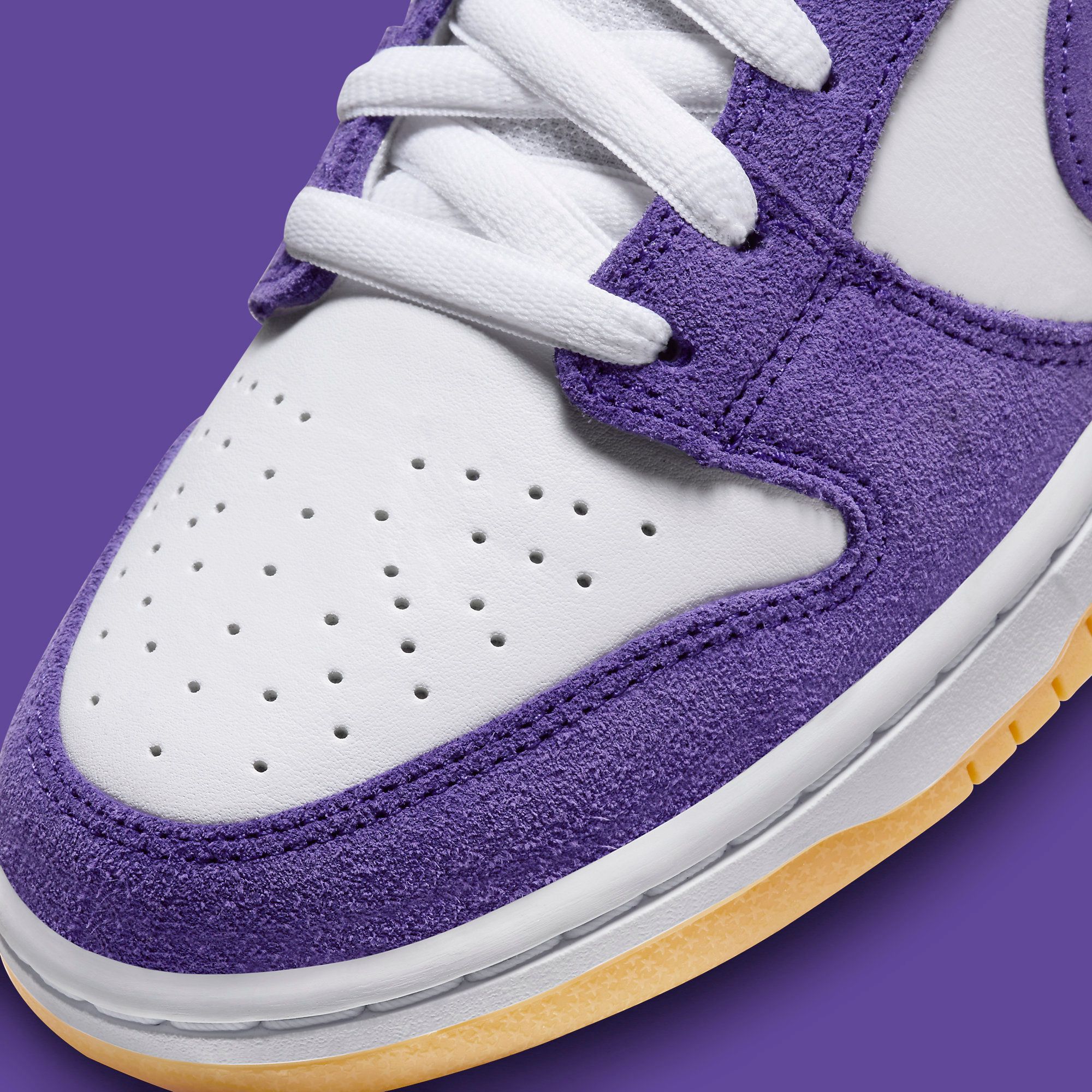 Official Images // Nike SB Dunk Low “Purple Suede” | House of Heat°