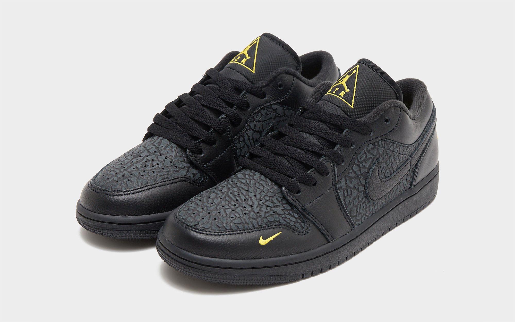 Air Jordan 1 Low \