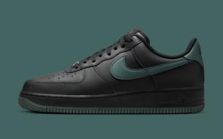 The Nike Air Force 1 Appears In "Black" and "Vintage Green"