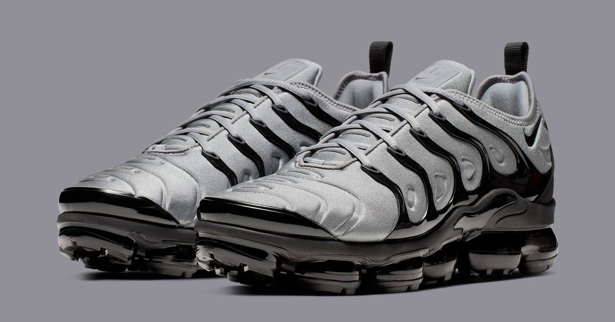 vapormax plus cool grey black