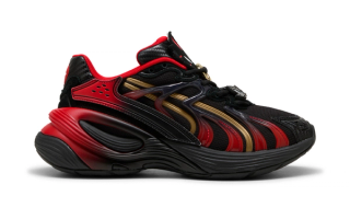 Little Kids' pair of the Sonic the Hedgehog x PUMA Inverse inspired by Shadow.