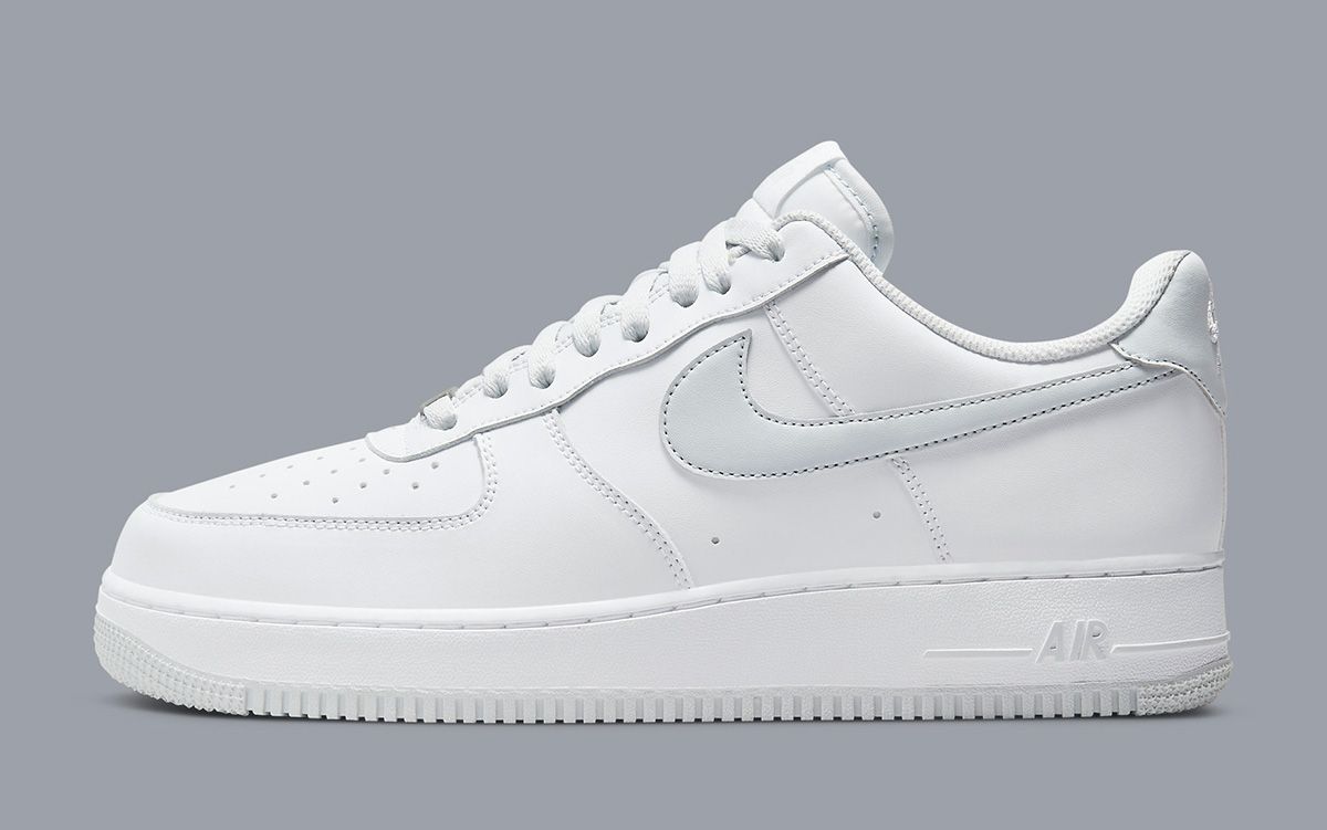 First Looks // Nike Air Force 1 Low “Pure Platinum” | House of Heat°