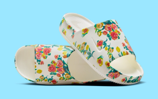 The 'Floral' Nike Calm Slide Releases Soon