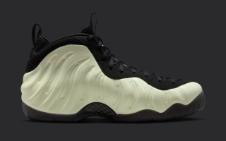 Nike Air Foamposite Pro PRM "Glow-in-the-Dark" (SKU: IV6246-100). Photo via Nike.