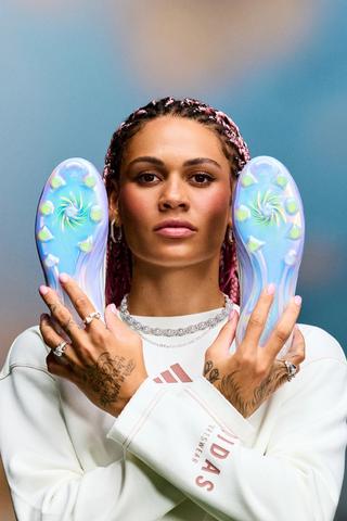 Pharrell Williams x Adidas BYW LVL Core Black FTWR White Solar Pink
