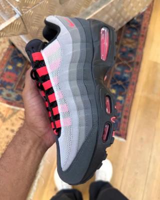 Nike Air Max 95 "Black Tongue" Pack (Red). Photo via @sneakerologue on Instagram.