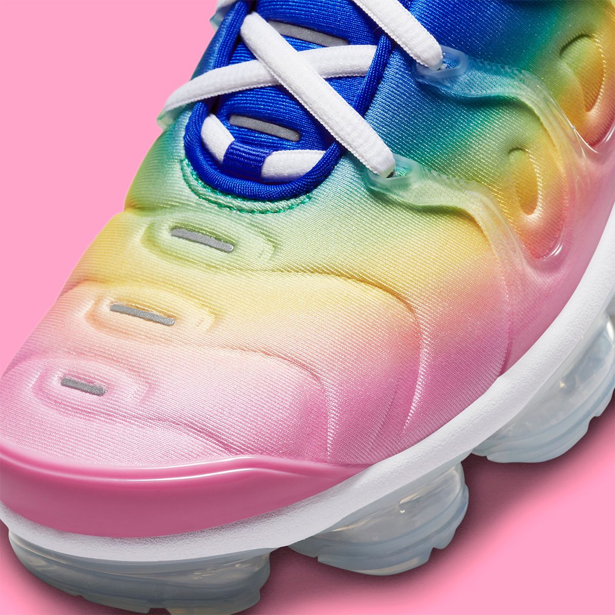 Nike vapormax clearance plus women's rainbow