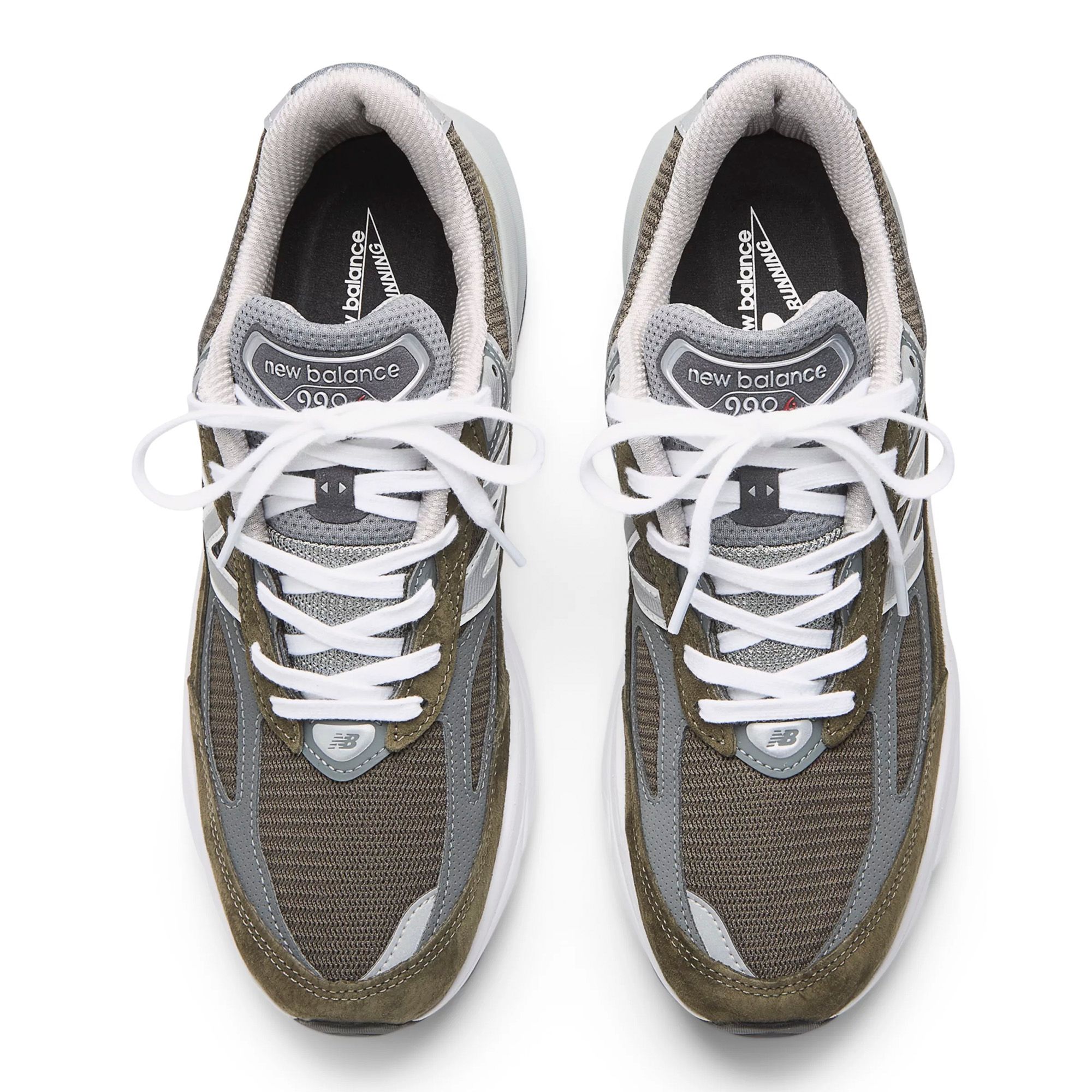 The New Balance 990v6 