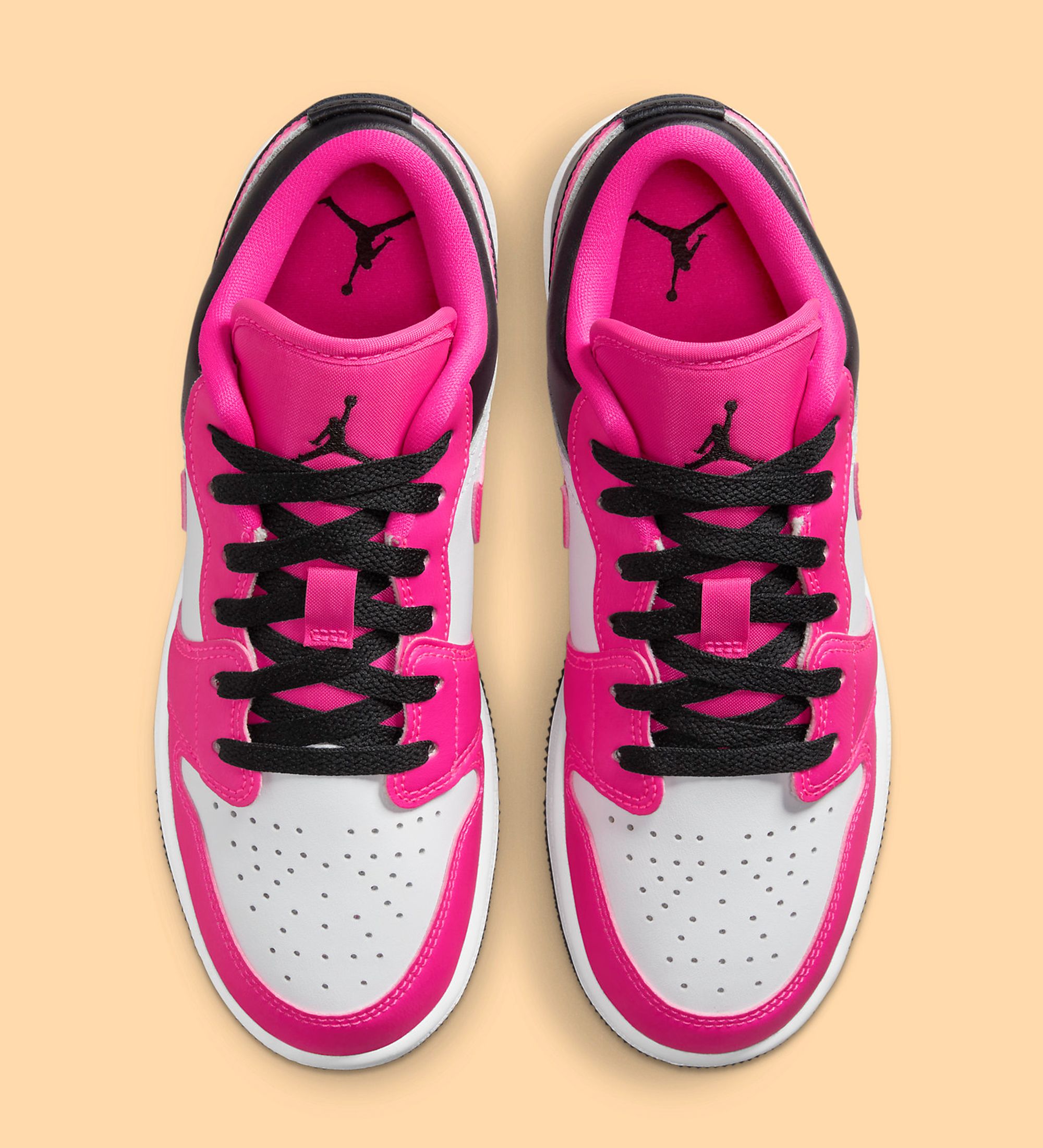 スニーカー Nike Air Jordan 1 Low Fierce Pink Black DZ5365-601 Official Images // Air Jordan 1 Low GS “Fierce Pink” | House