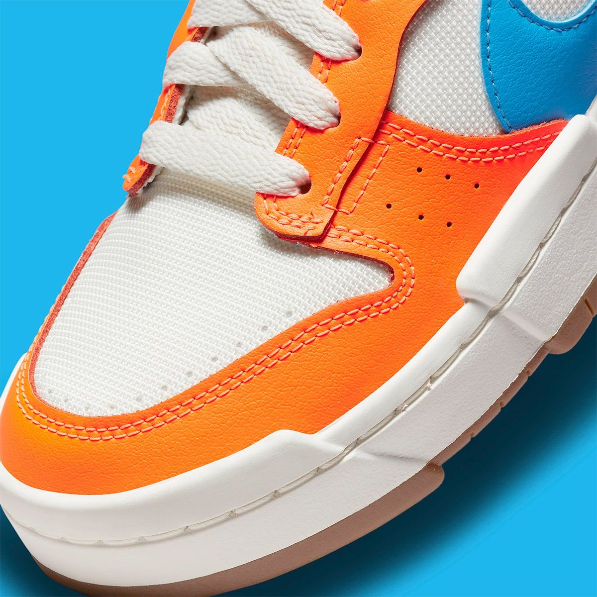 Nike Dunk Low Disrupt “Total Orange” Appears For Fall