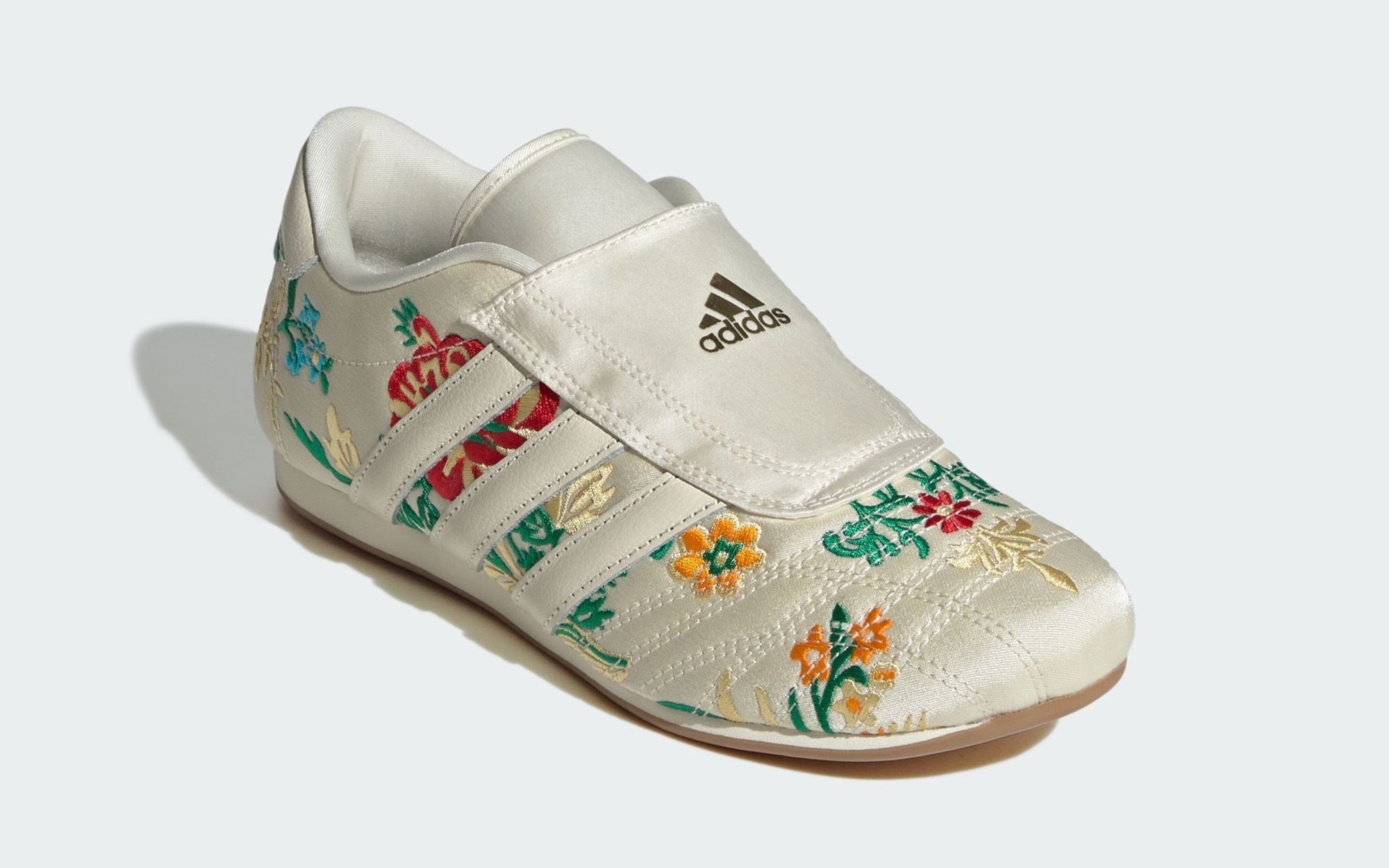 The Trendy Adidas Taekwondo Appear with Golden Floral