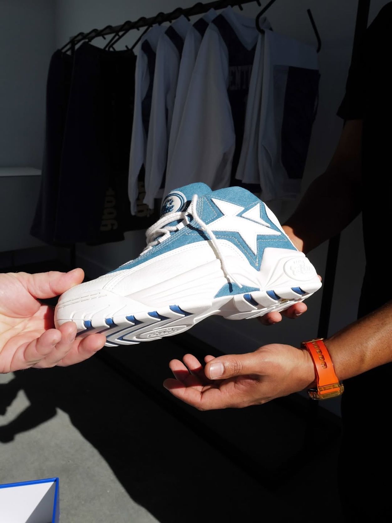 Converse CONS Blue. Photo via ONENESS.