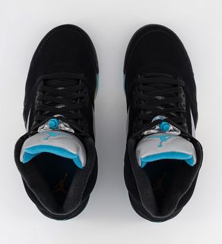 Zapatillas de deporte negras y naranjas de caña media Jordan Mars 270 de Nike