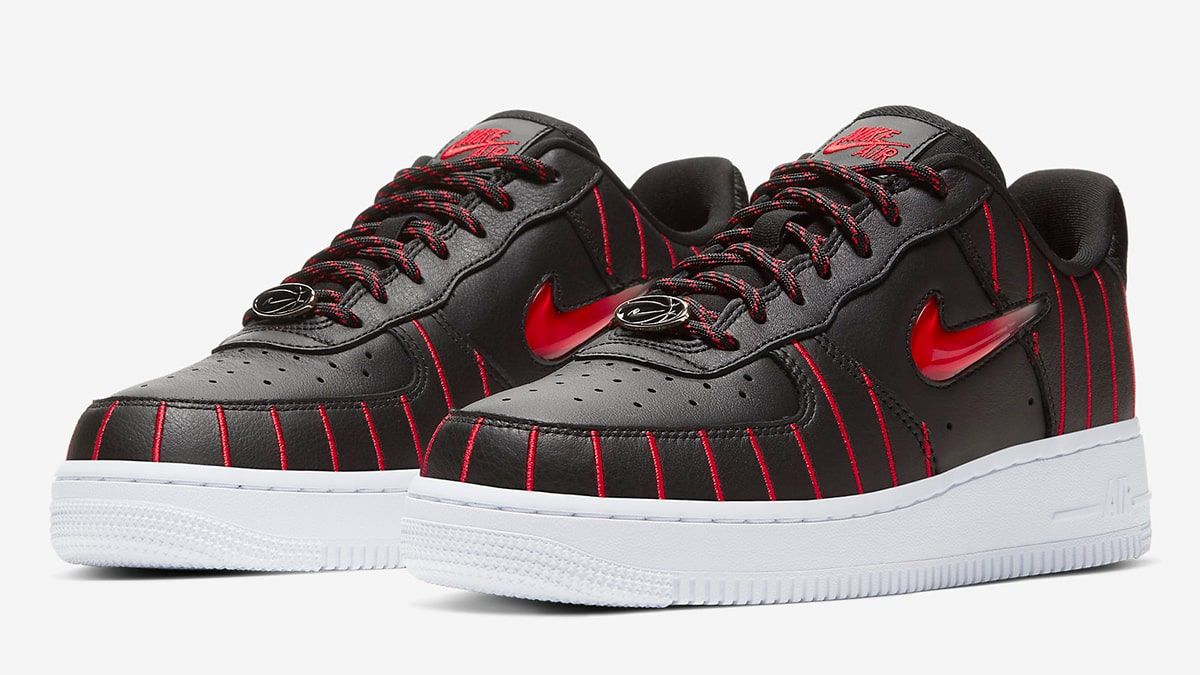 Official Looks at the Nike Air Force 1 Jewel Chicago for All Star Weekend House of Heat