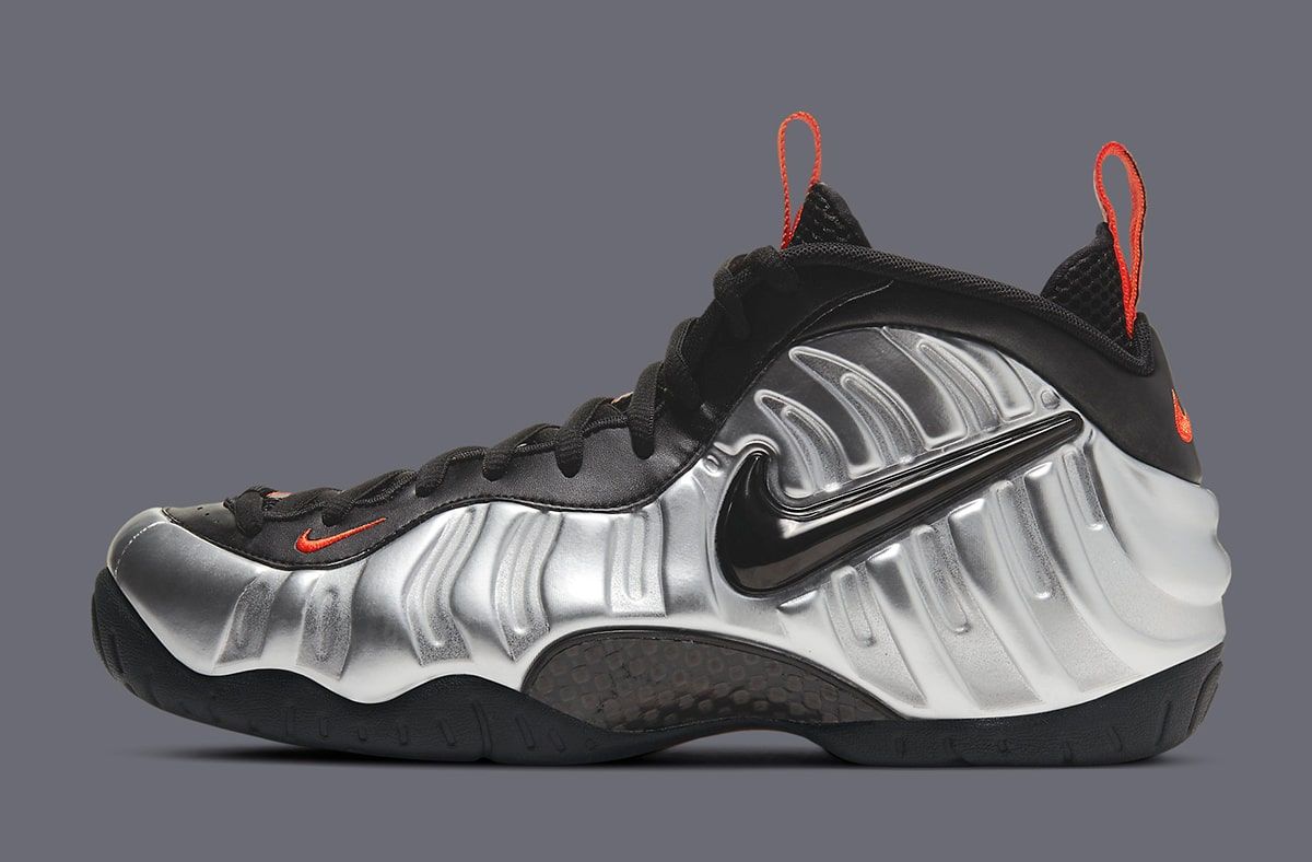 black red white nike dunks high