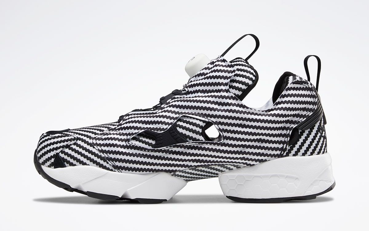 The Reebok Instapump Fury Gets Fitted In Faux Carbon Fiber House