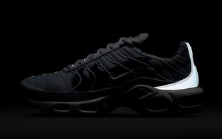 The Air Max Plus Joins the Nike “Spray Paint Swoosh” Series | House of ...