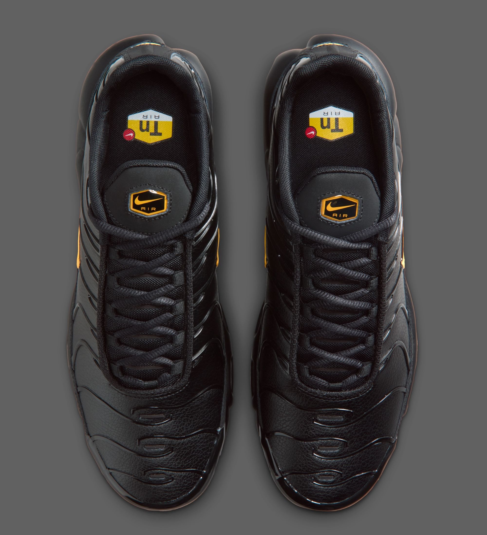 air max black and rose gold