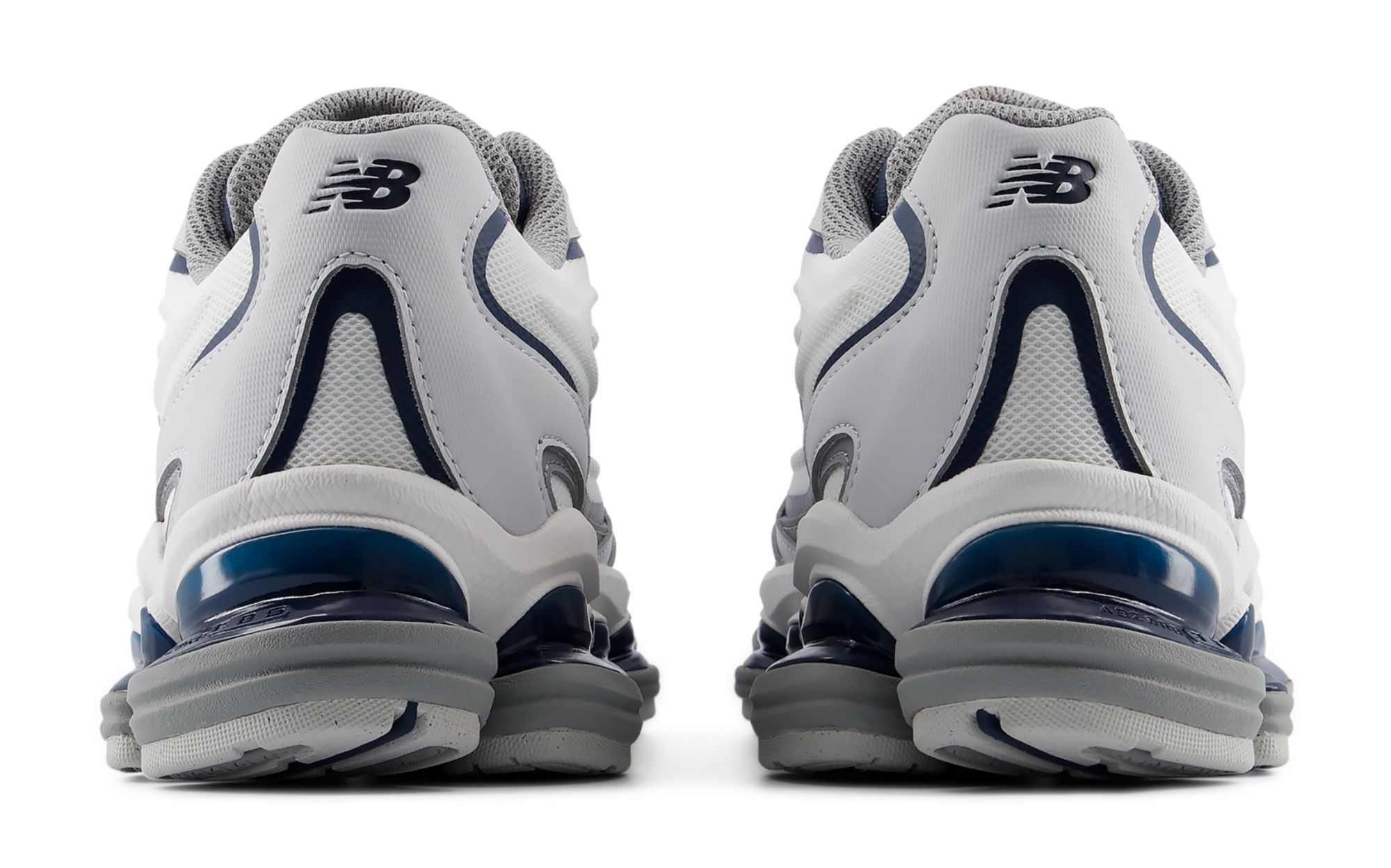 New Balance 2000 "White/Navy" (SKU: U20008SW). Photo via New Balance.