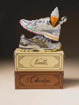 VANDYTHEPINK® x ASICS GEL-KAYANO® 12.1 "Chocolate & Vanilla" Pack. Photo by @ad__sneaks on Instagram.