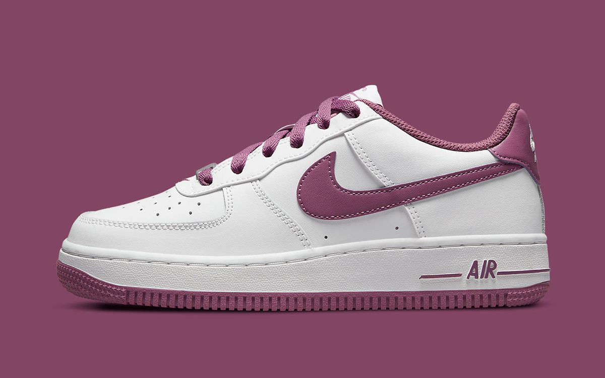 nike air force 1 white bordeaux