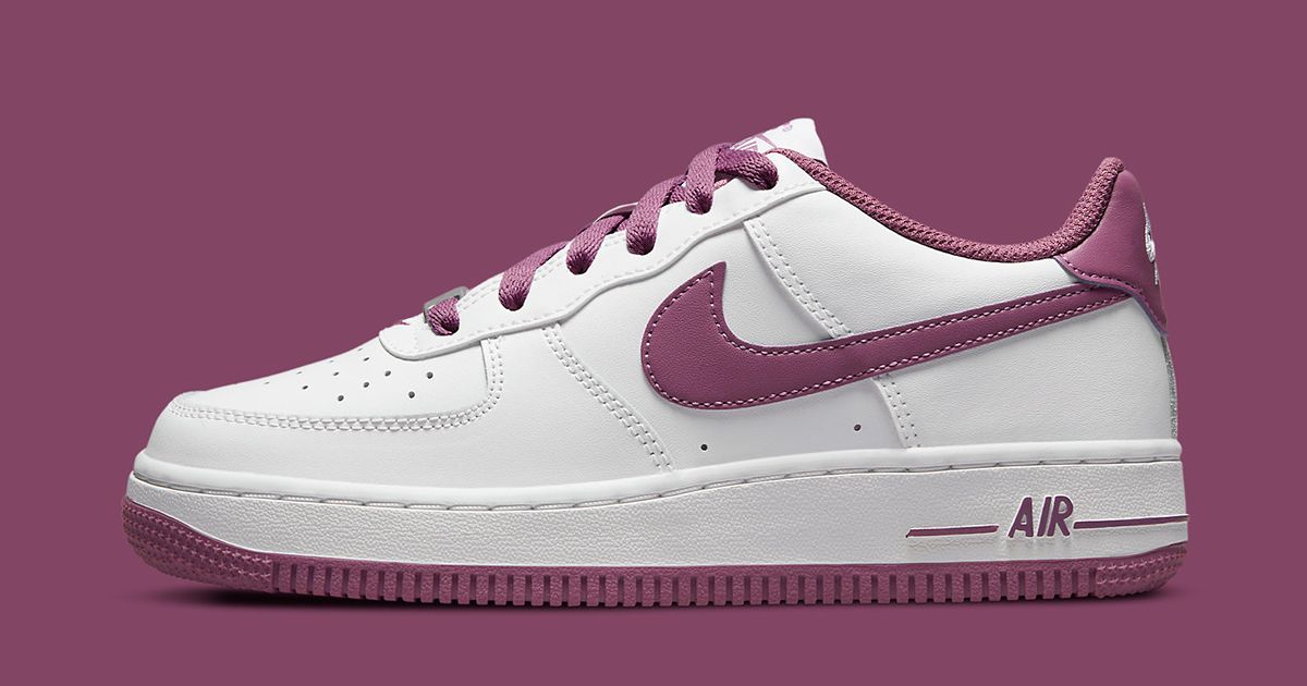 Available Now // Nike Air Force 1 Low “Light Bordeaux” | House of Heat°