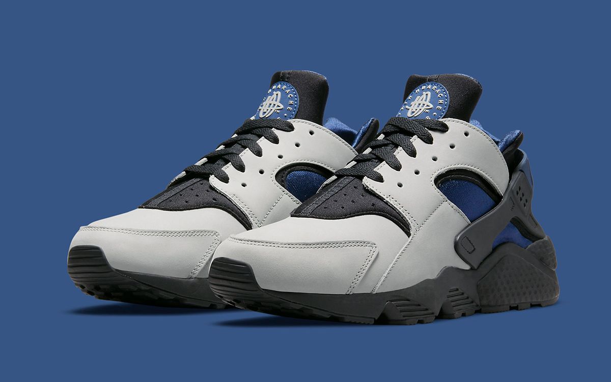 Nike huarache clearance white black blue