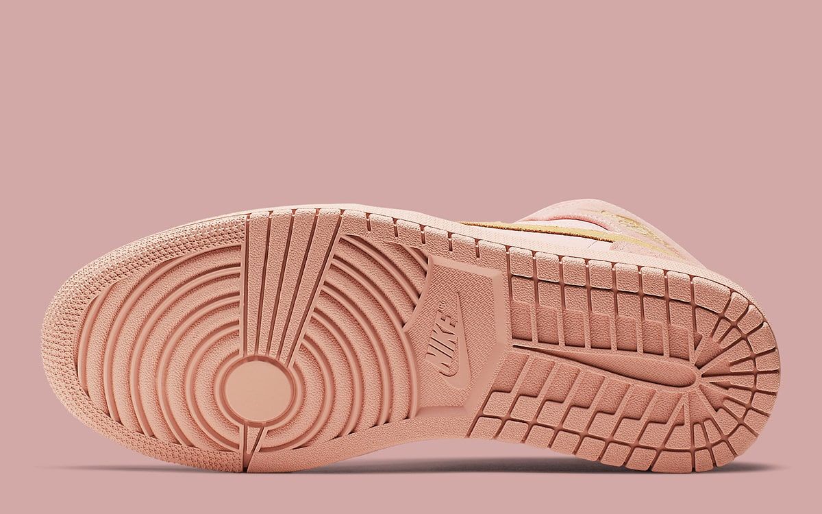 jordan 1 coral gold on feet