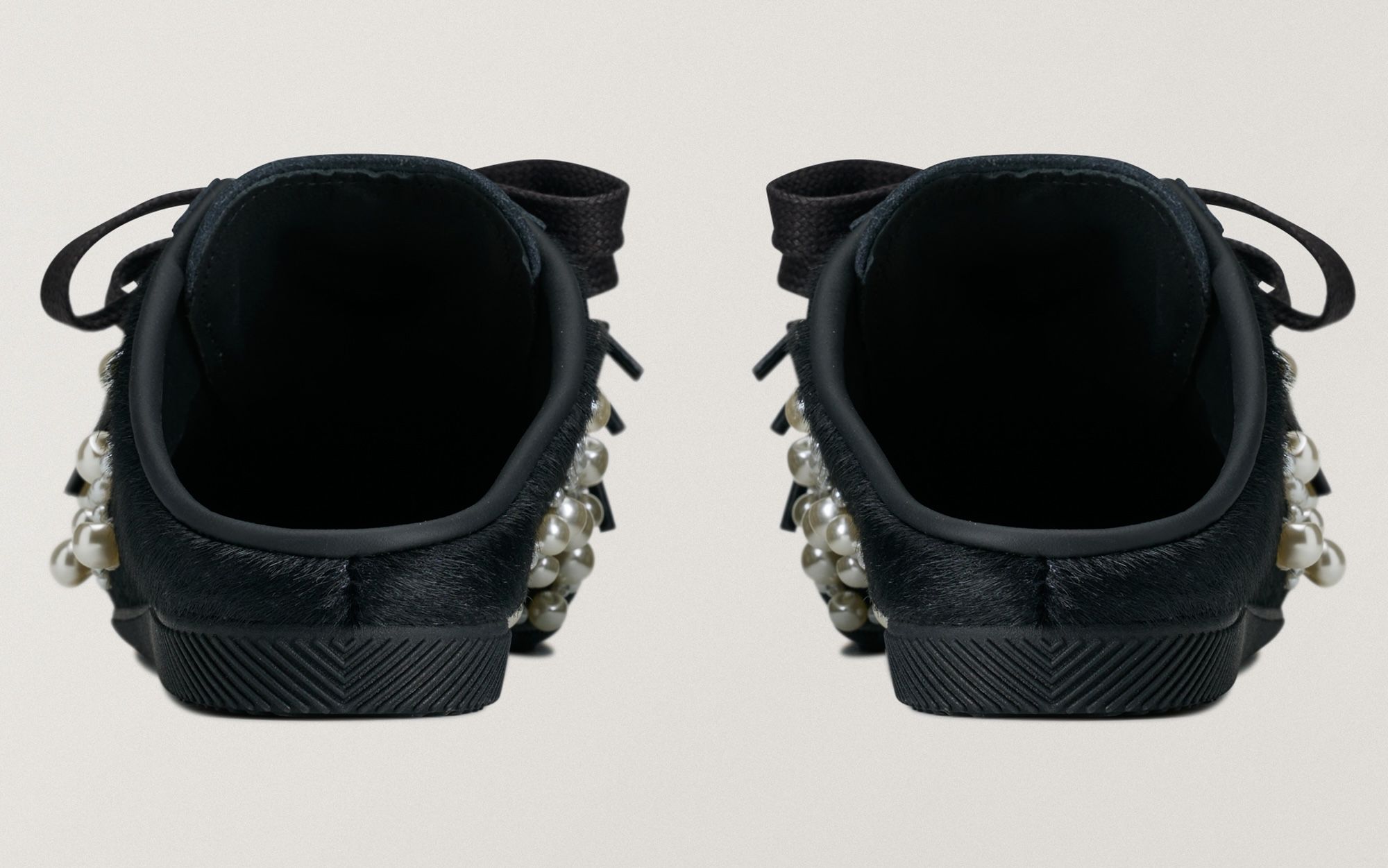 Simone Rocha x adidas Japan Slip-On "Black" (SKU: KH7275). Photo via adidas.