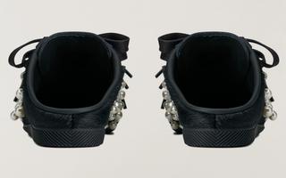 Simone Rocha x adidas Japan Slip-On "Black" (SKU: KH7275). Photo via adidas.