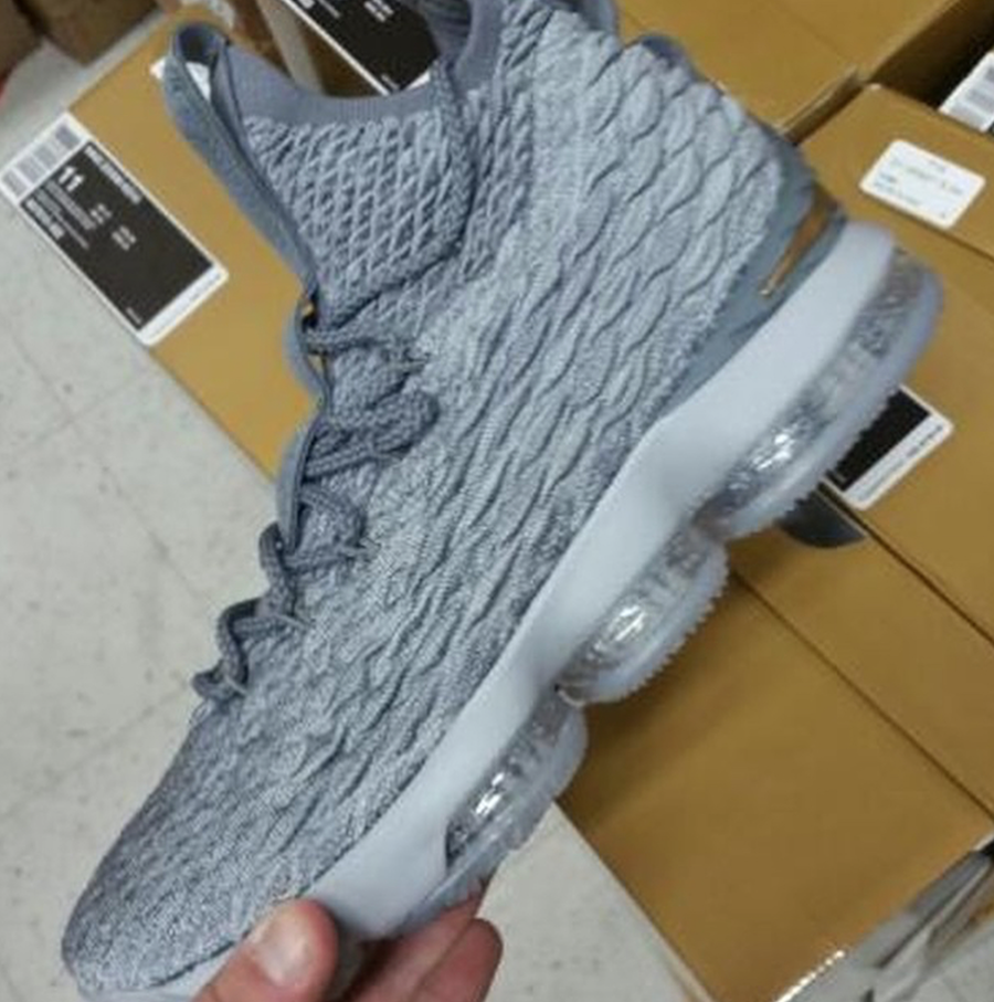lebron 15 wolf grey metallic gold