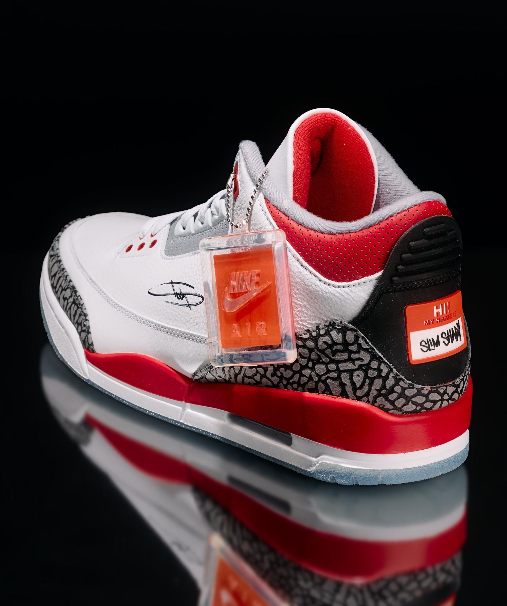 Eminem x Air Jordan 4 "Slim Shady" (2022). | Promo Sneakers, Signed. Photo via Julien's Auctions.