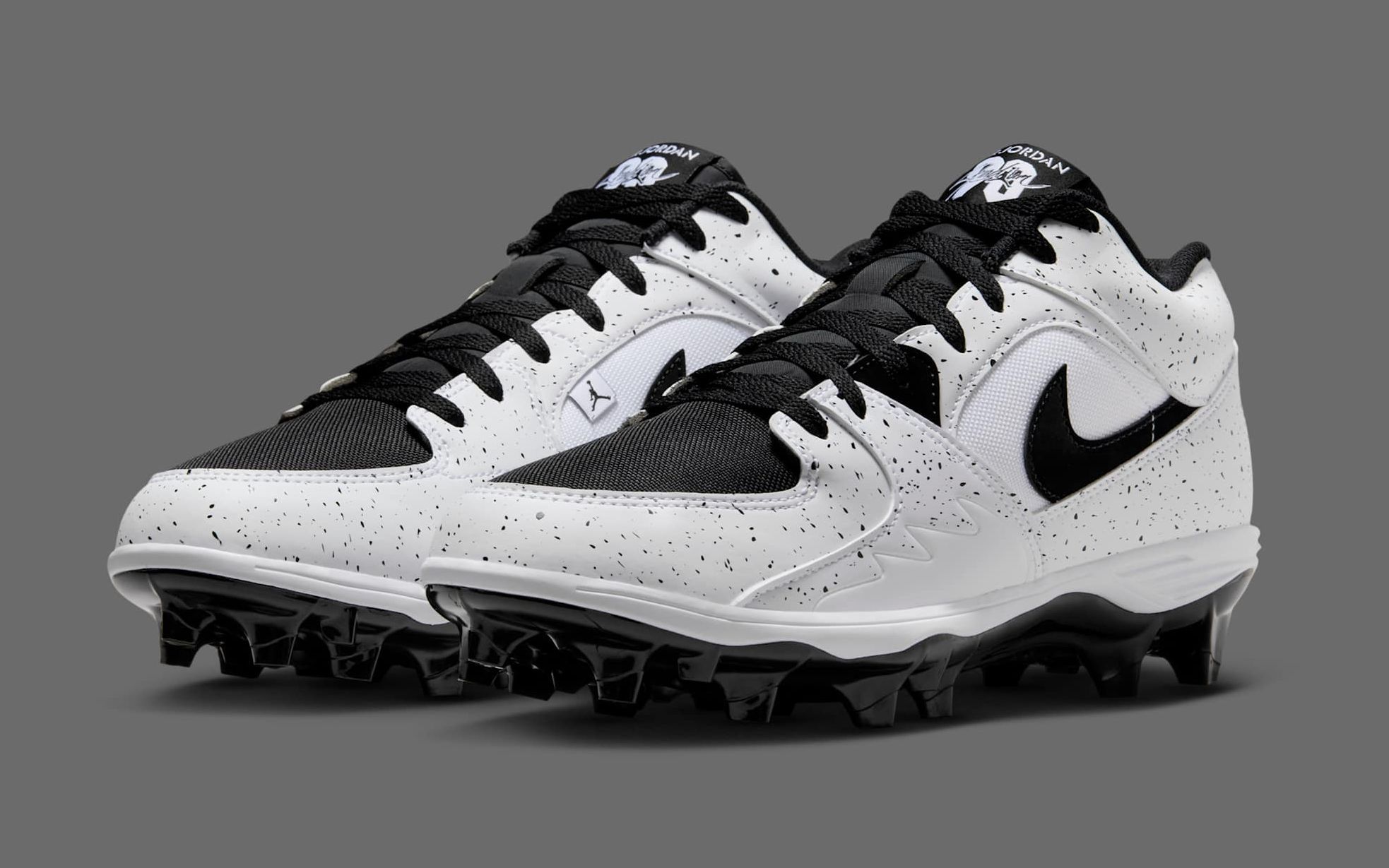 中華のおせち贈り物 Jordan Stadium Readies “White/Black” Cleat Football Low 90 その他観葉植物
