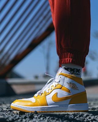 Кросівки low Jordan високі оригінал