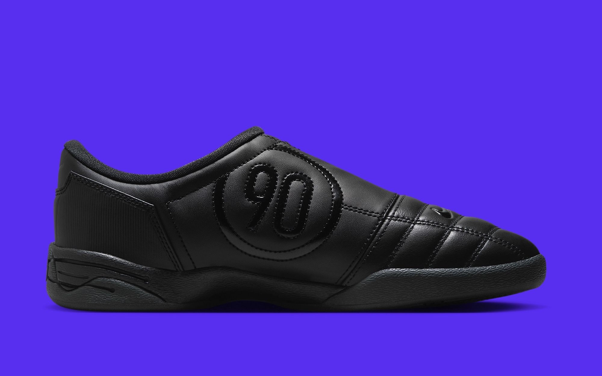 NIKE ☆ Total 90 ‘Triple Black’ Nike Total 90 III Triple Black IM4841-010