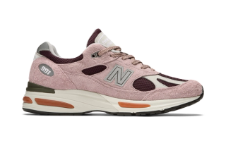 New Balance 991v2 Made in UK in a "Brandied Apricot" color scheme.