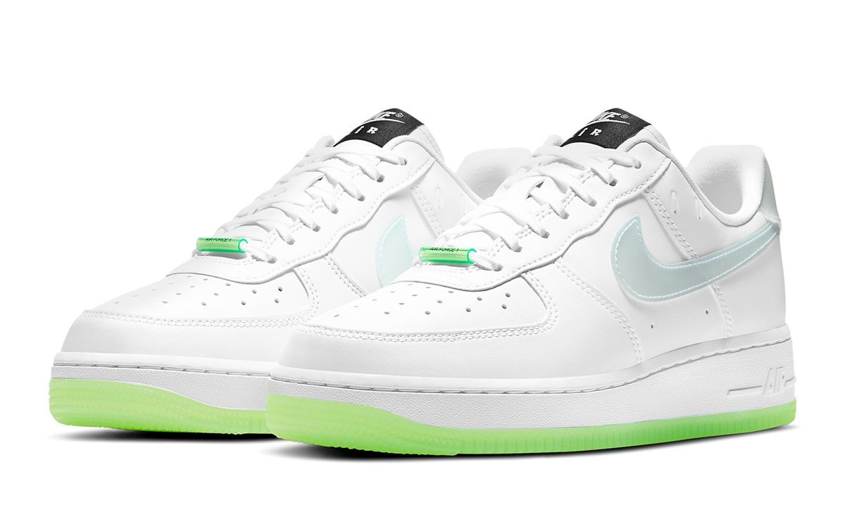 Available Glow-in-the-Dark Air Force “Have a Nike Day” Pack | House of Heat°