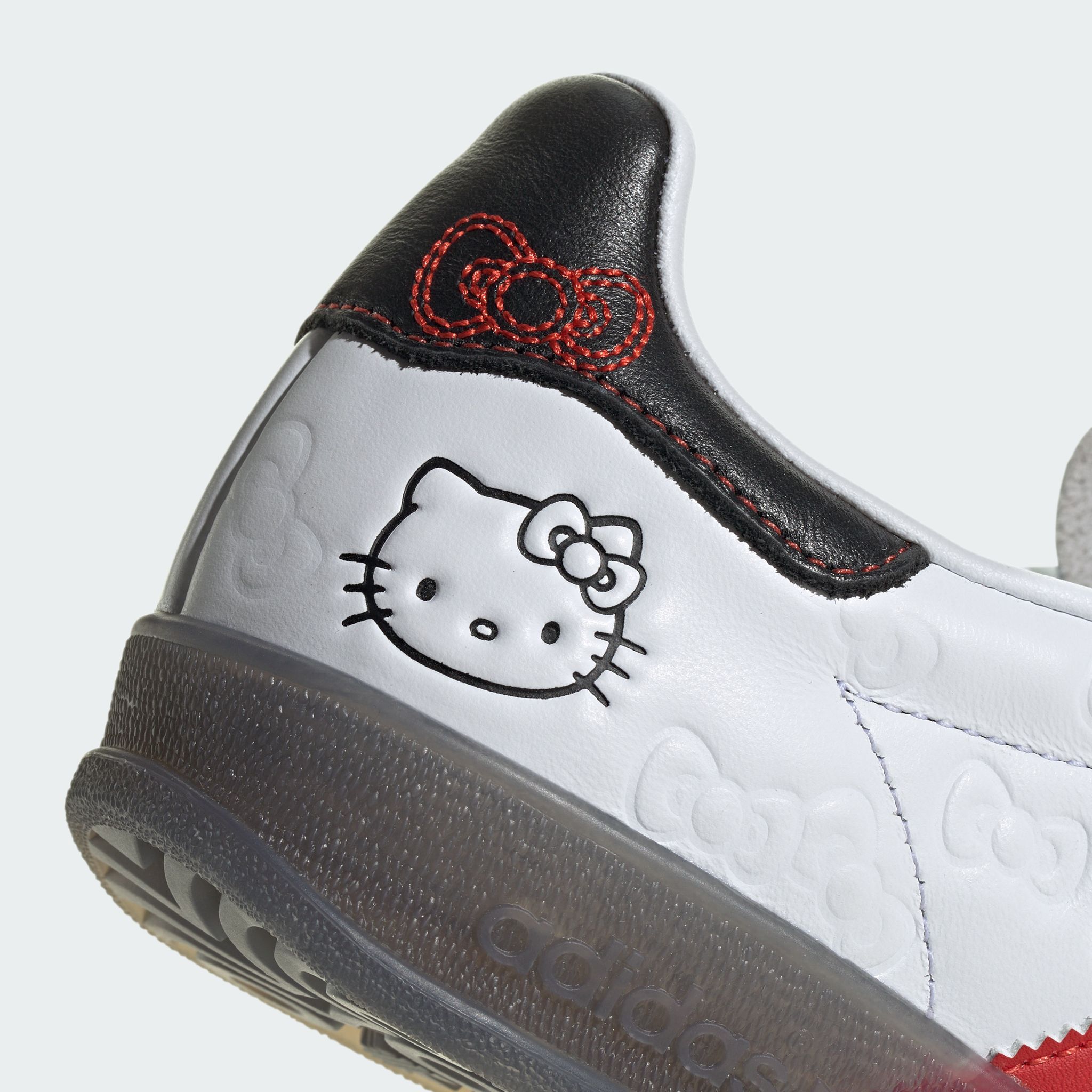 adidas gazelle Hello Kitty スニーカー Hello Kitty x adidas Gazelle Indoor Releasing October 1st