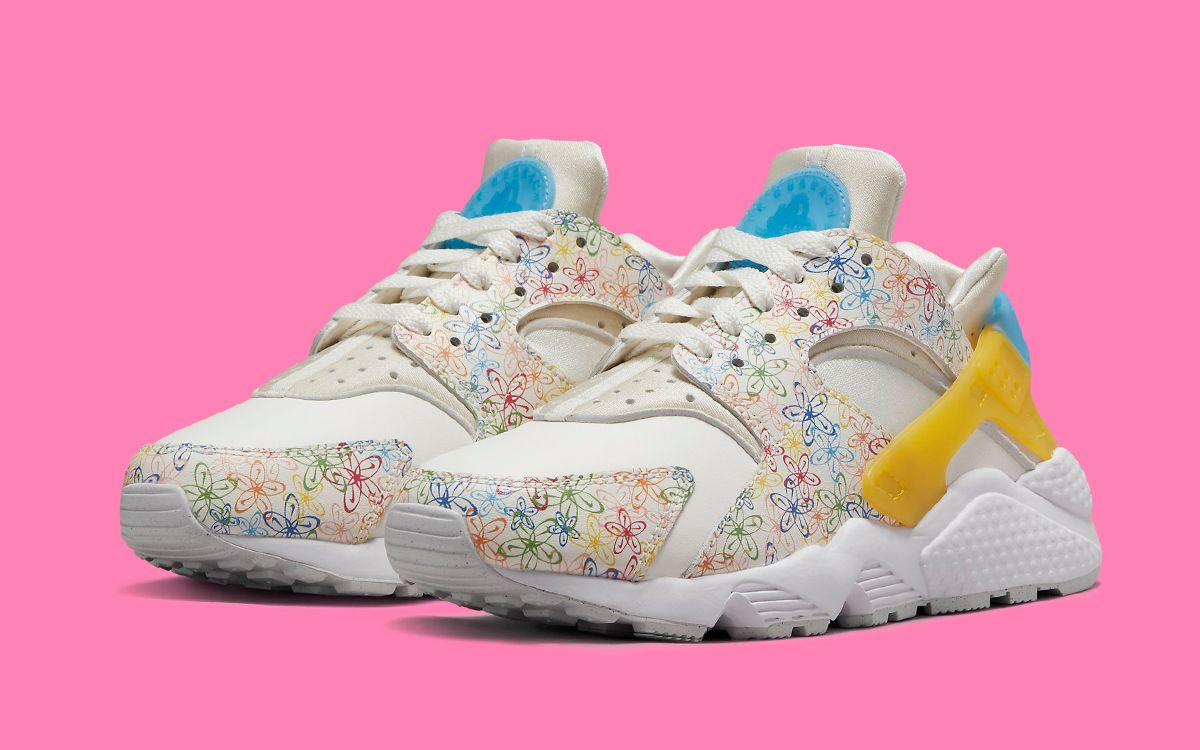 Nike air huarache pink cheap floral