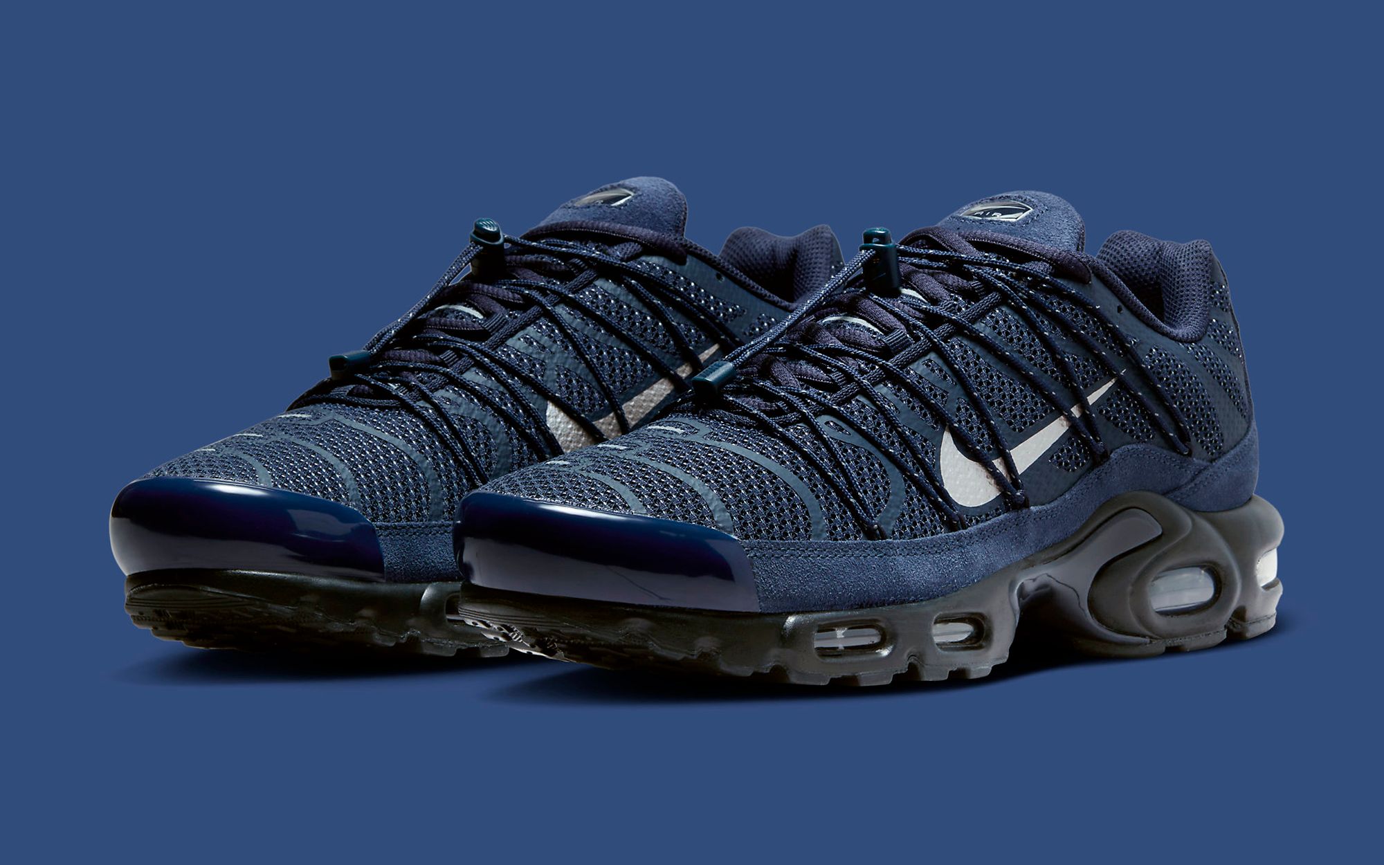 Navy blue nike air best sale max plus