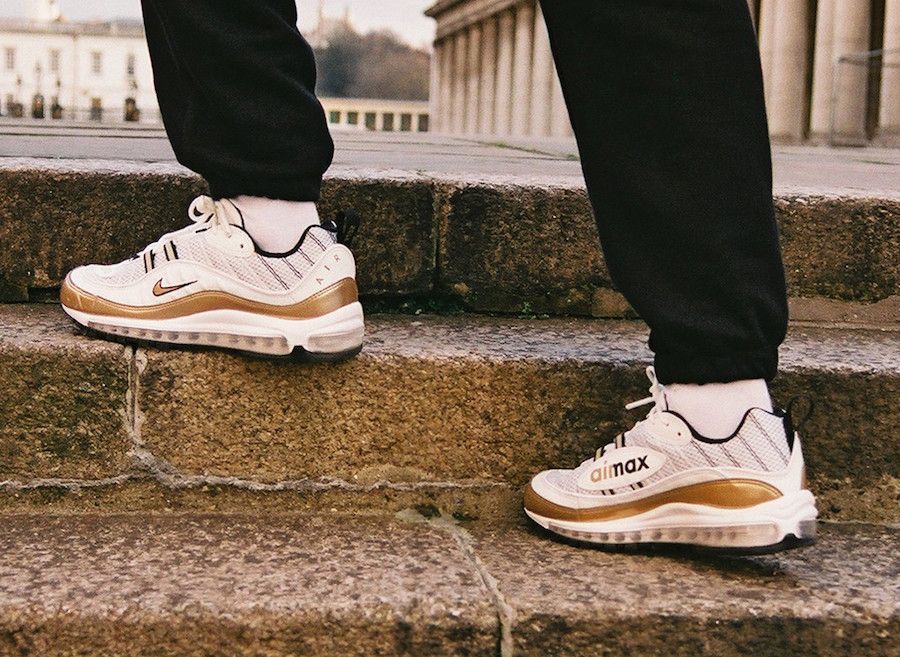 nike 98 on feet