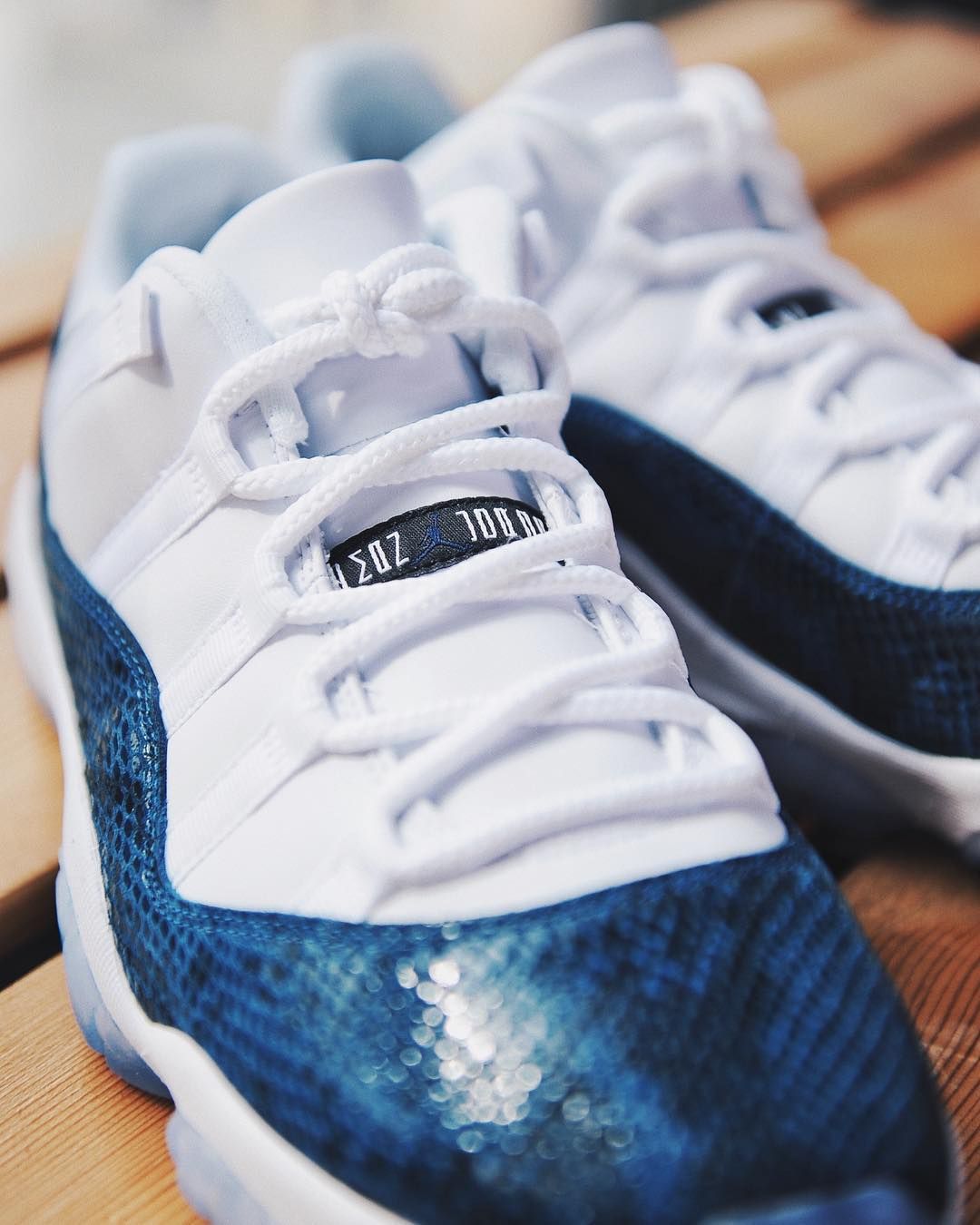 Navy blue snakeskin store 11s release date