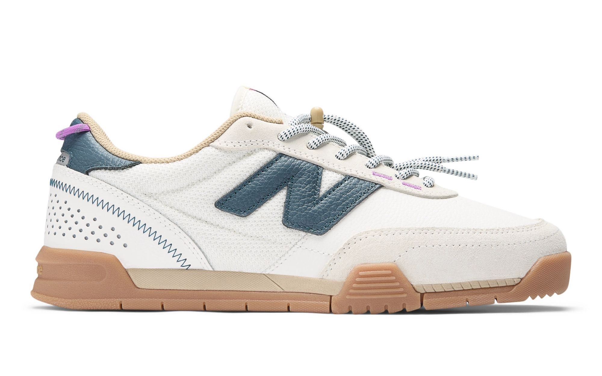 新品　New Balance Numeric 440 26.5cm New Balance Numeric 440 V2 Black⁄White⁄Gum Shoes