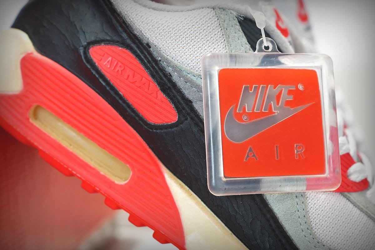 Where to Buy the Nike Air Max 90 Infrared OG Mercipericolose Shop