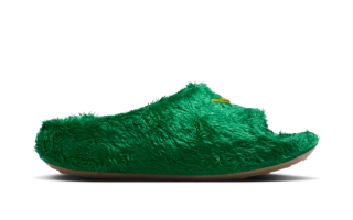 .SWOOSH x Nike ReactX Rejuven8 Slides in a "Kelly Green/Mosswood Brown/Vibrant Yellow" color scheme, complete with faux grass uppers.